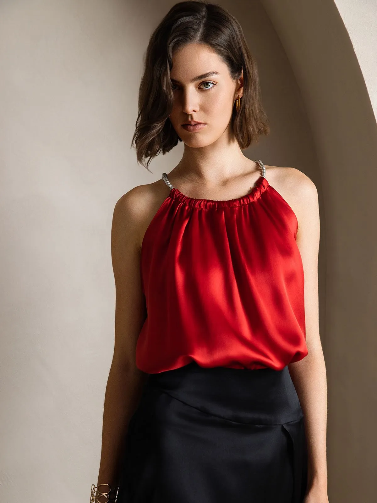 19Momme Silk Elegant Off-the-Shoulder Tank Top