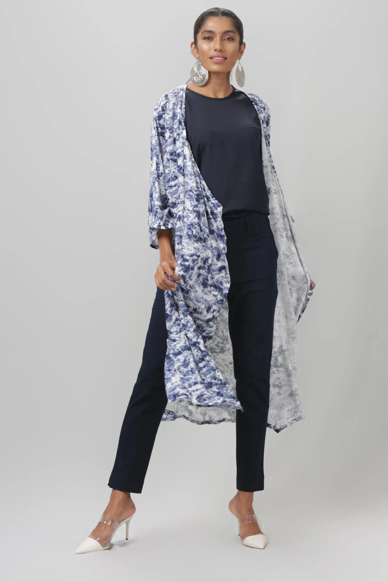 Blue and White Printed Full Sleeve Shrug