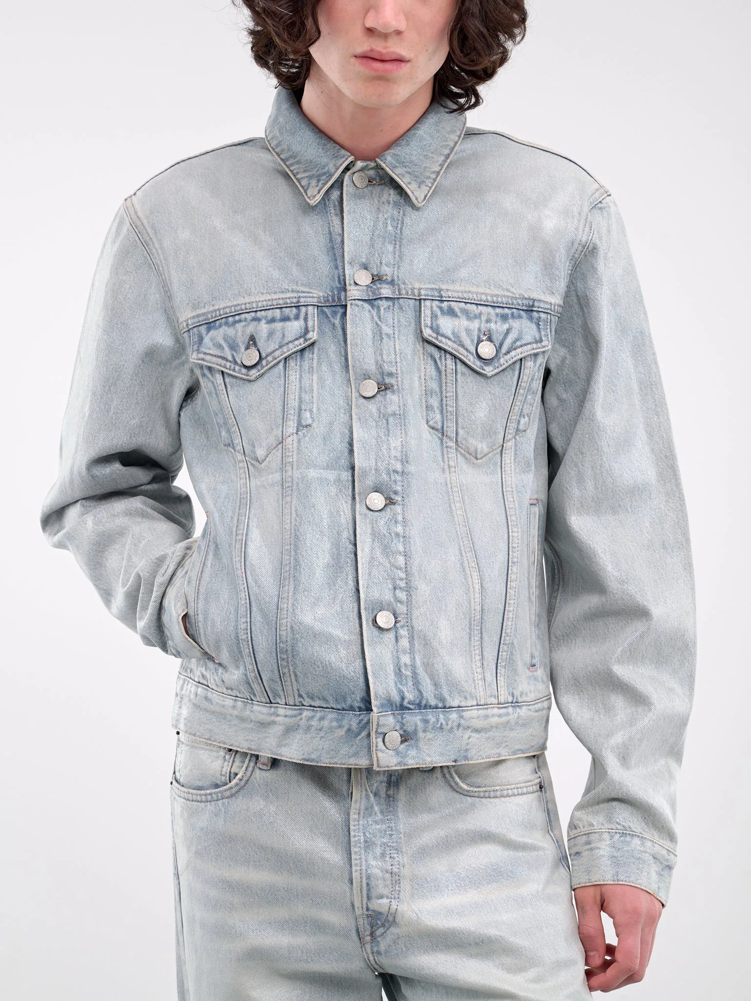 Light Wash Denim Jacket (B90820-LIGHT-BLUE)