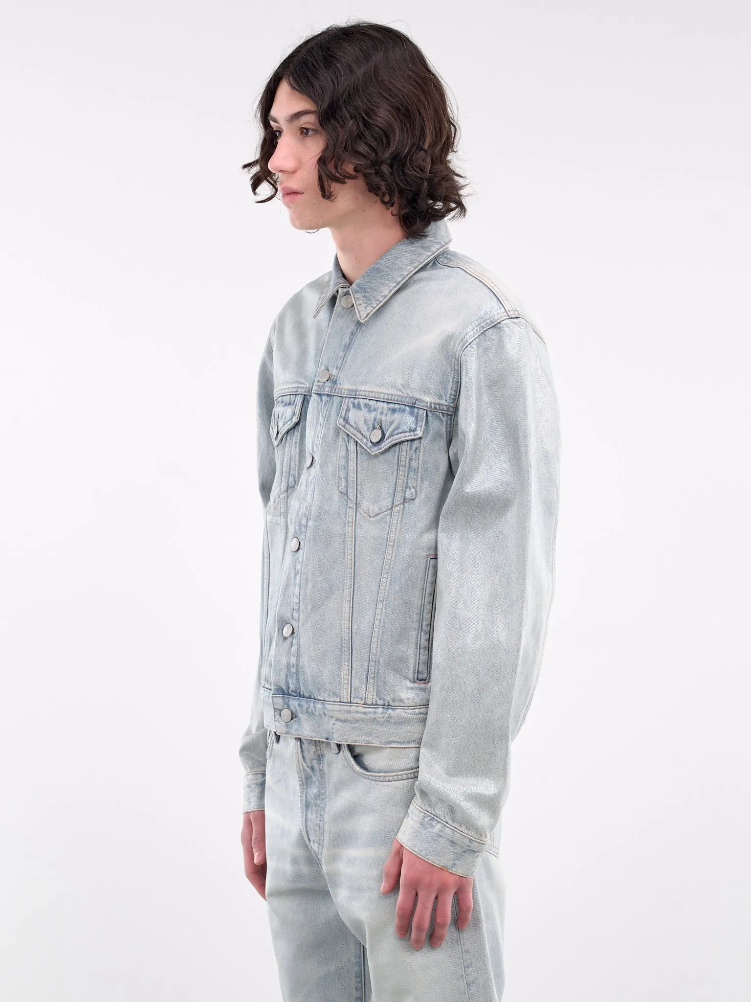 Light Wash Denim Jacket (B90820-LIGHT-BLUE)