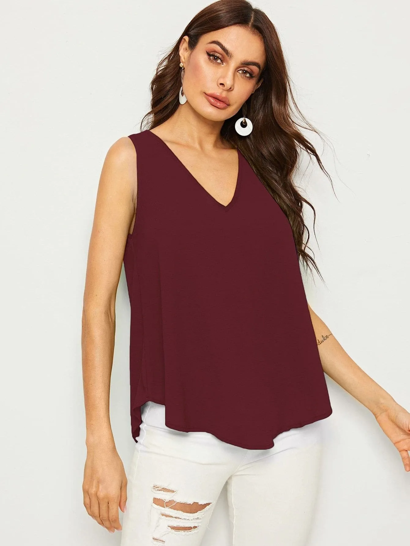 Sleeveless V-neck Flowy Top