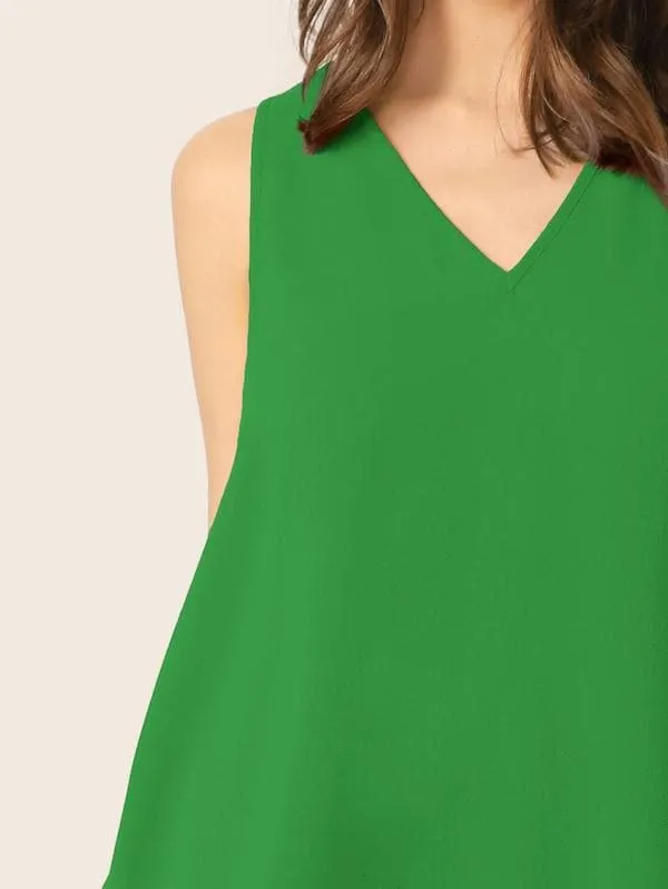 Sleeveless V-neck Flowy Top