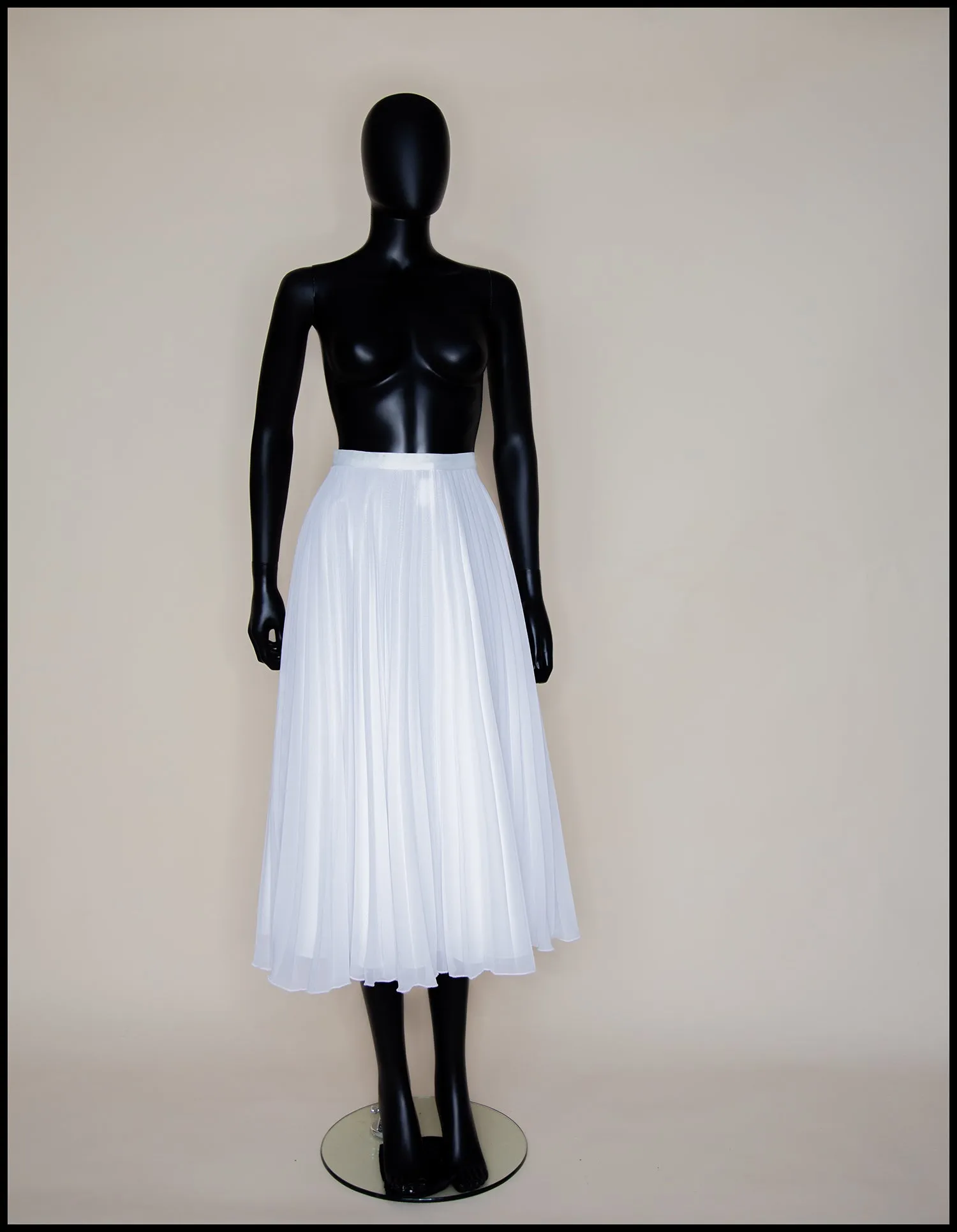 White Pleated Chiffon Full Skirt - M